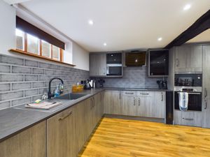 Kitchen- click for photo gallery
